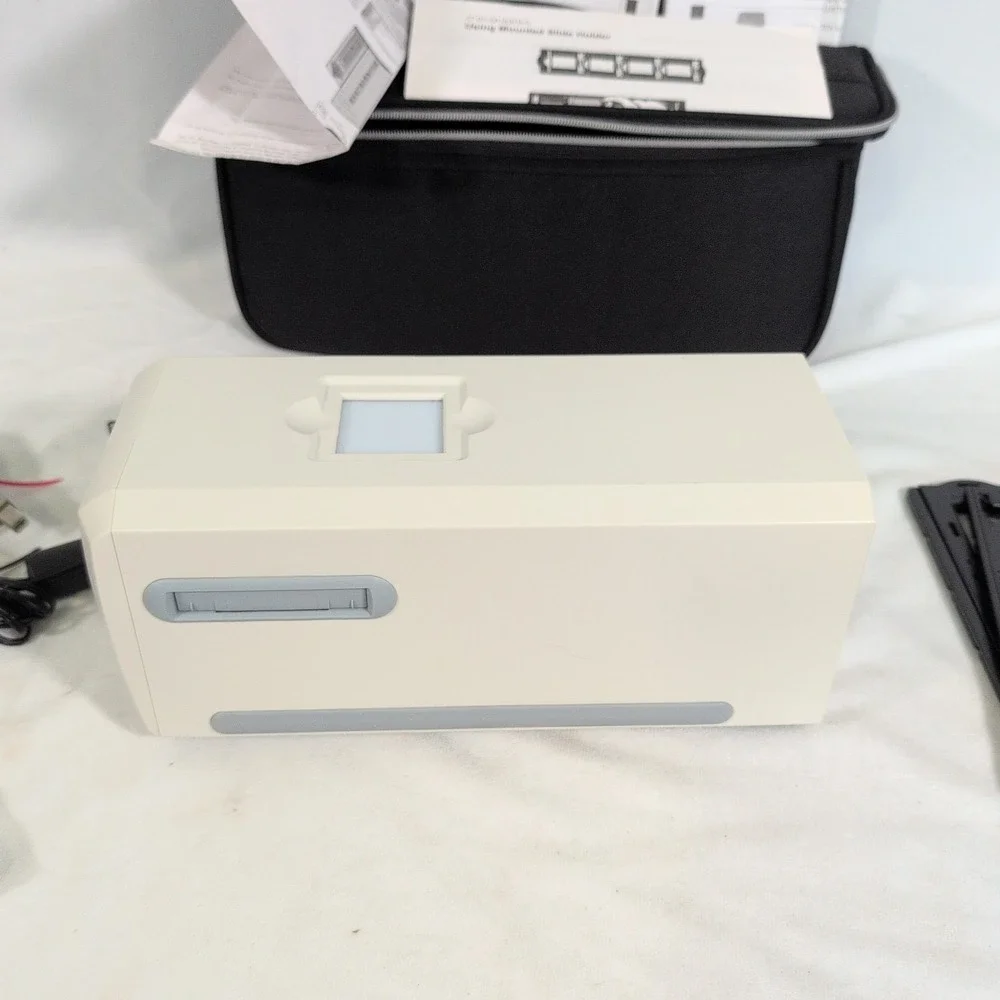 PLUSTEK OPTICFILM 7300 SLIDE FILM SCANNER Sliverfast 6.5 & ATTACHMENTS